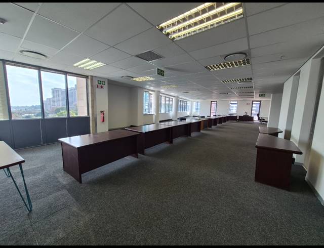 380M² OFFICE TO LET IN SANDTON CENTRAL